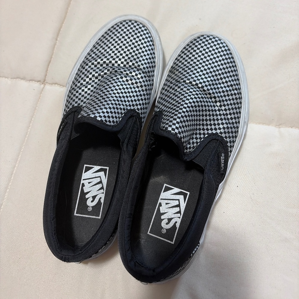 checkered vans - Picture 1 of 2